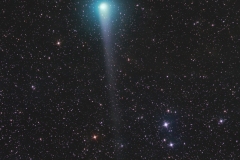 Light_cometa2_600sec_Bin1_-X_5f_2-Edit_SCNR_media_back_darker_stars_briher_web2